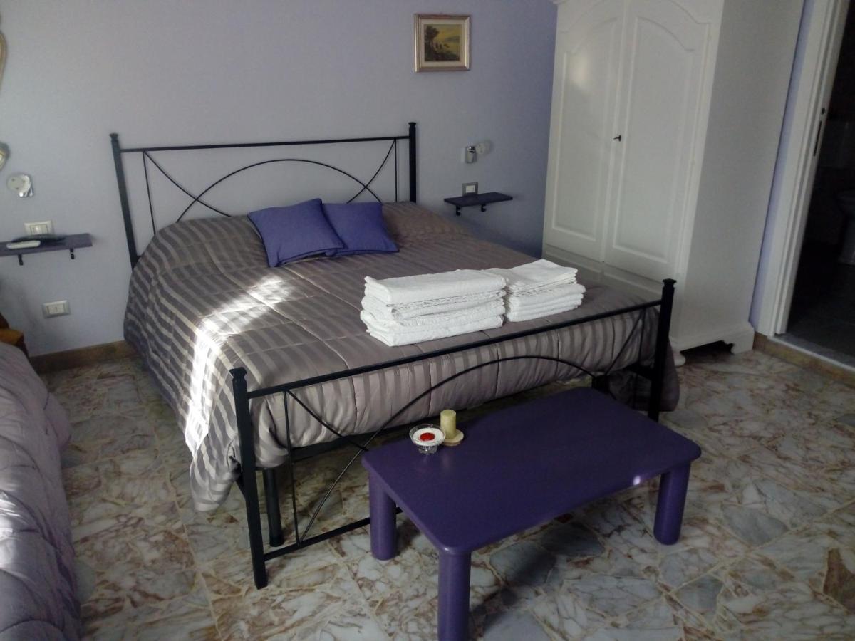 B&B Mila E Nan Borghetto Santo Spirito Zewnętrze zdjęcie