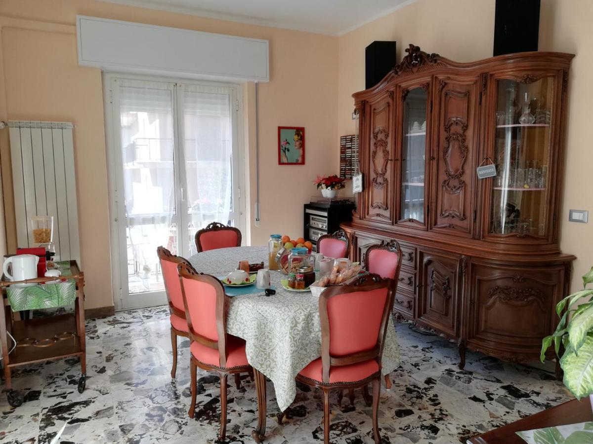 B&B Mila E Nan Borghetto Santo Spirito Zewnętrze zdjęcie